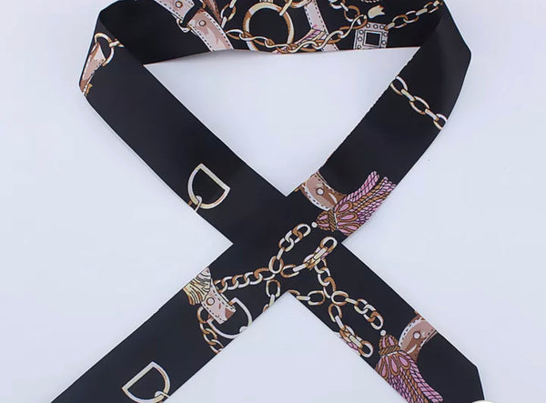Skinny scarf