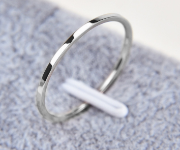 Thumb ring (2 styles)