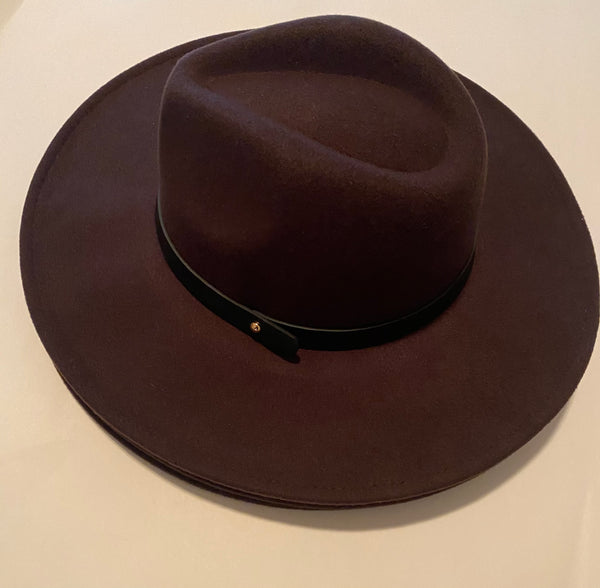Lola Fedora