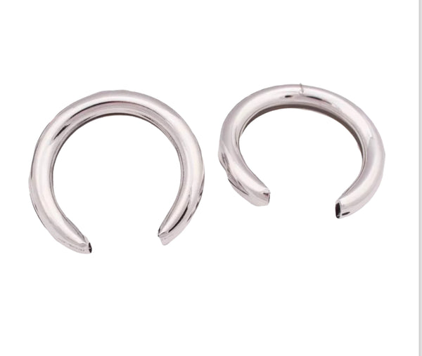 Crescent Hoops