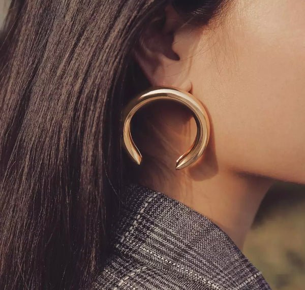 Crescent Hoops